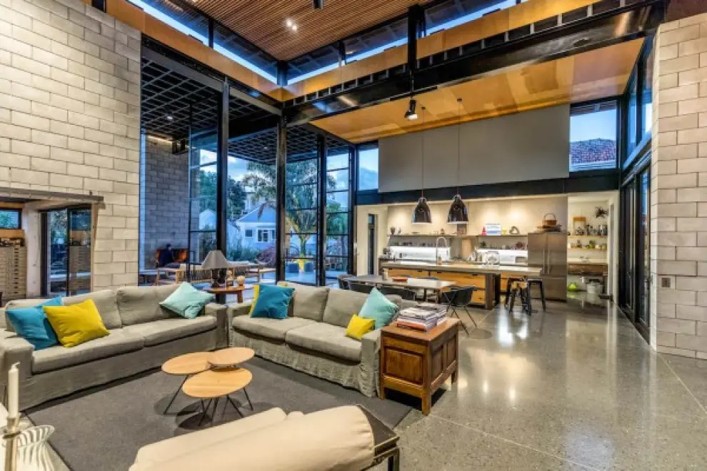 ResizedImage600400 Davis House 01